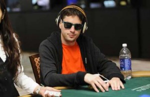 Main Event WSOP: Mark Newhouse