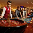 Diventare croupier: i segreti di un mestiere affascinante